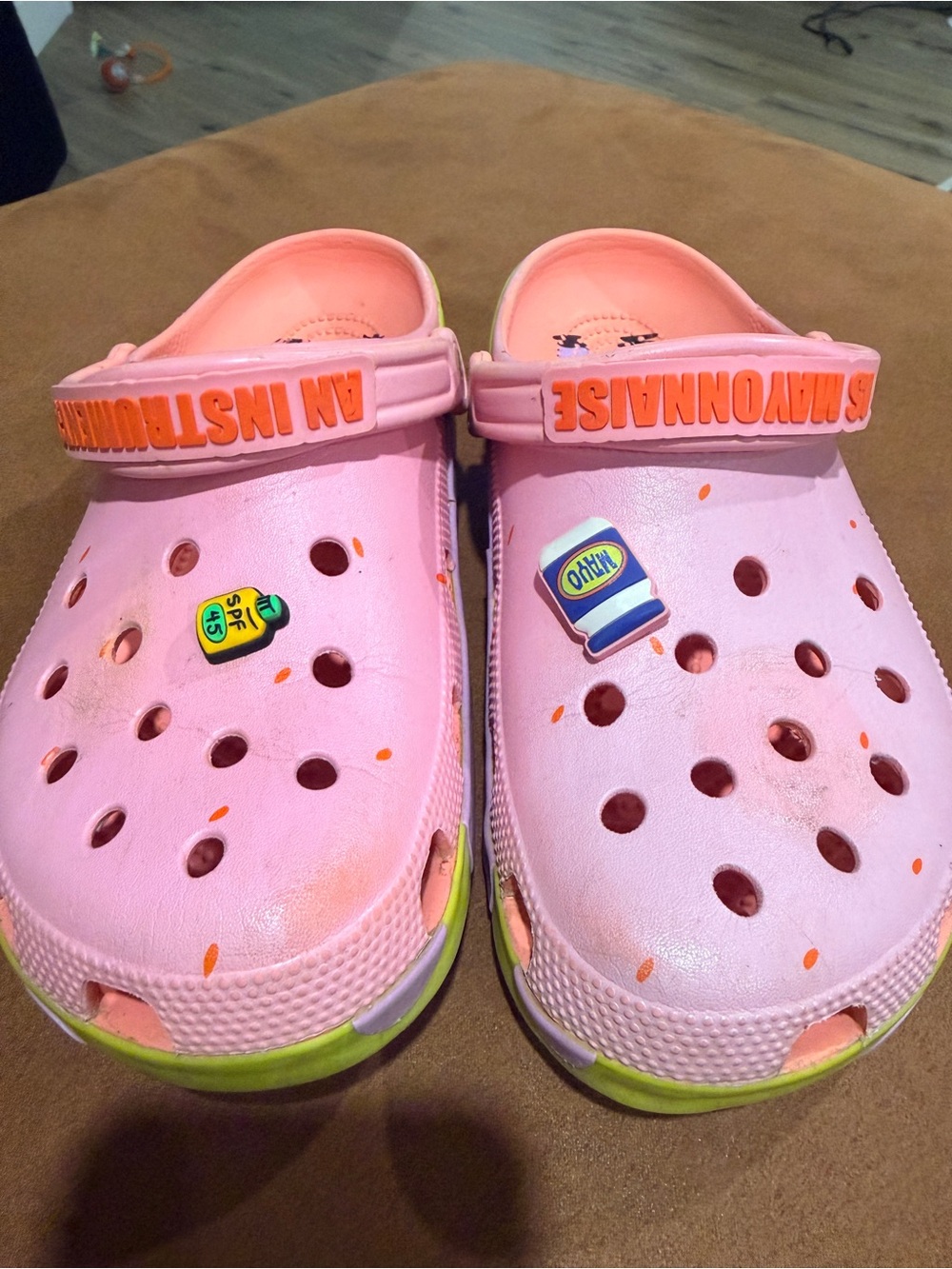 {preloved} Patrick (SpongeBob) Crocs